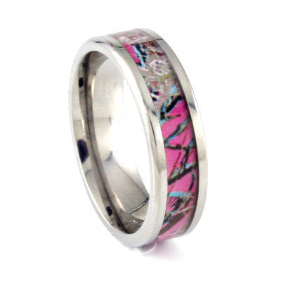 Think Pink Camo – Pink camouflage inlay titanium ring