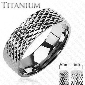 Parallels - Artistic Titanium Snake Skin Design Ring