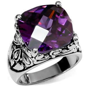 The Duchess– Cushion cut amethyst cubic zirconia cocktail ring in embellished stainless steel